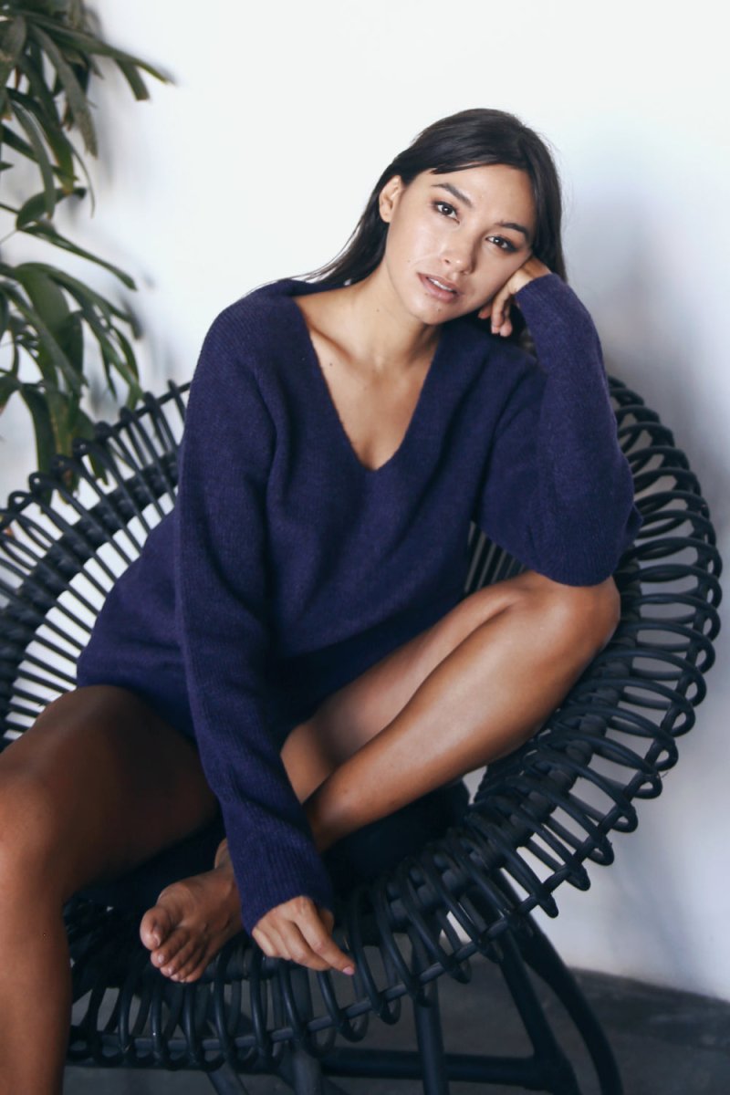 Foxy V Neck - Echo Verde Clothing